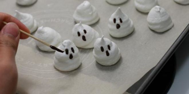 Рецепт безе в виде приведений