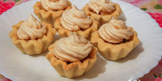 Рецепт корзиночек с безе