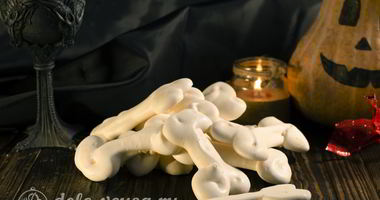 Рецепт Костей из безе на Хэллоуин