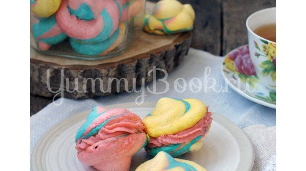 Как приготовить разноцветное безе