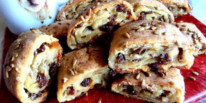 Рецепт творожного рулета с безейной прослойкой