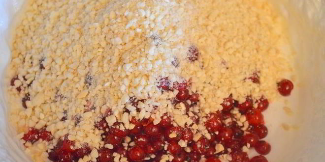 Рецепт ягодного торта-безе