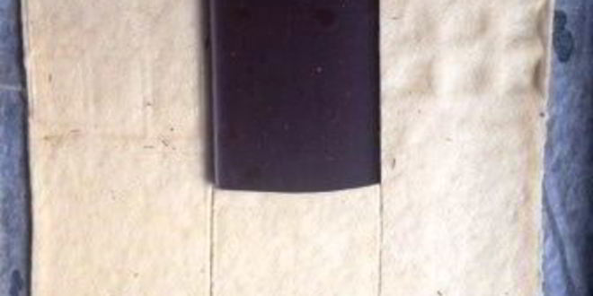 Рецепт косы с целой плиткой шоколада, халвой и бананом