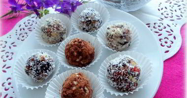 Рецепт Конфет из сухофруктов Искушение