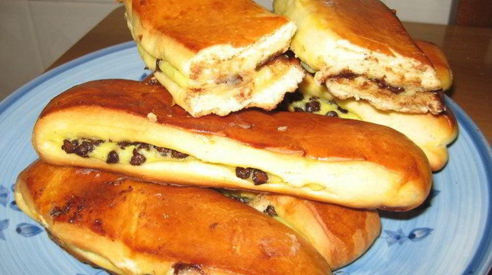 Как приготовить булочки с заварным кремом и шоколадом