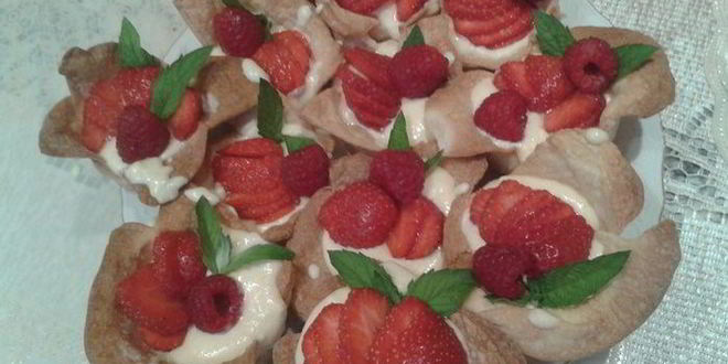 Рецепт корзиночек из слоеного теста и кремом из манго