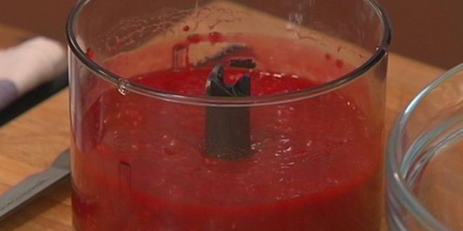 Рецепт малинового желе с пузырьками