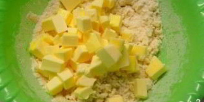 Рецепт творожных трубочек с мармеладом