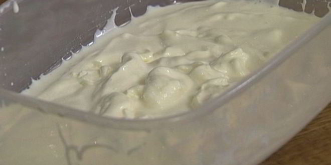 Рецепт йогуртового мороженого с козинаками