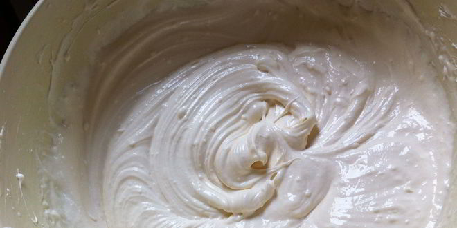 Рецепт клубничного торта-мороженого