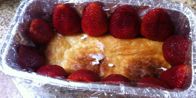 Рецепт клубничного торта-мороженого