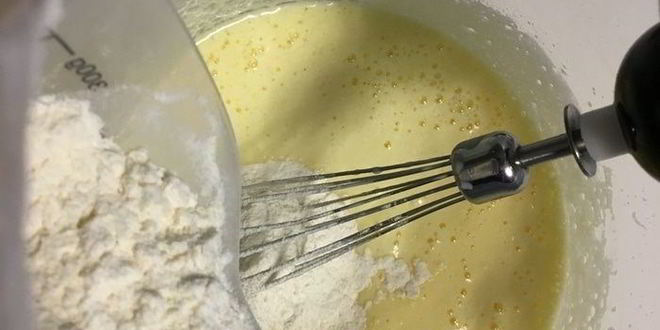 Рецепт мороженого с шоколадным пралине в блинных рожках