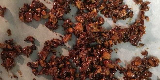 Рецепт мороженого с шоколадным пралине в блинных рожках