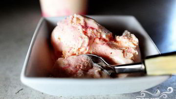 Рецепт Мятна-ванильного сливочного мороженого