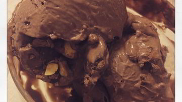 Рецепт Шоколадна-орехового мороженого