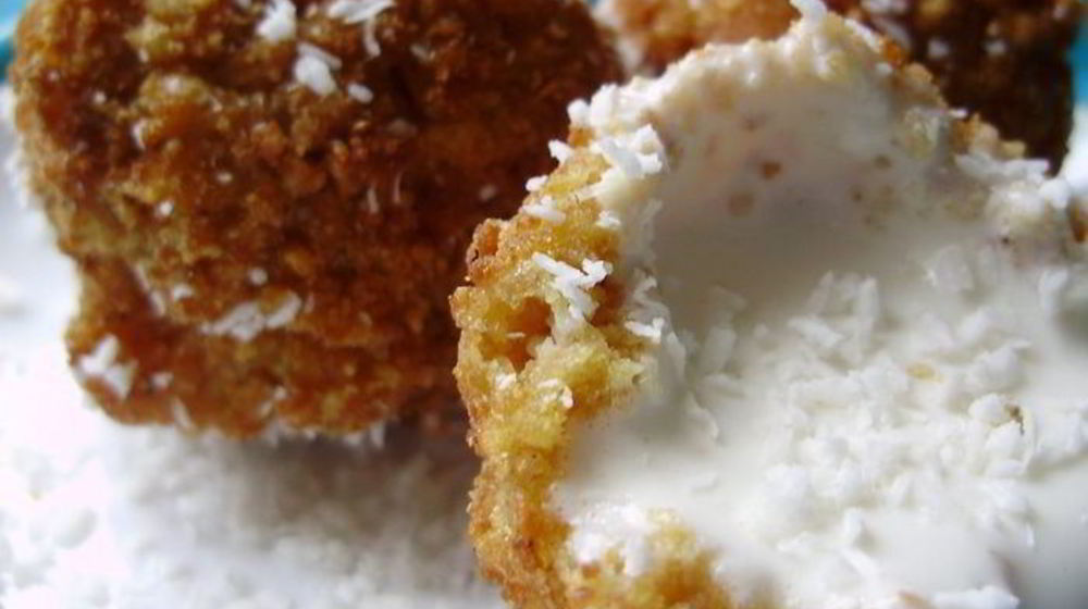 Как приготовить жареное мороженое