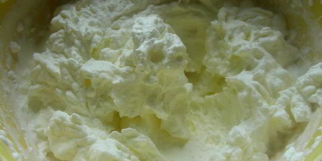 Рецепт йогуртова-клубничного мусс с киви