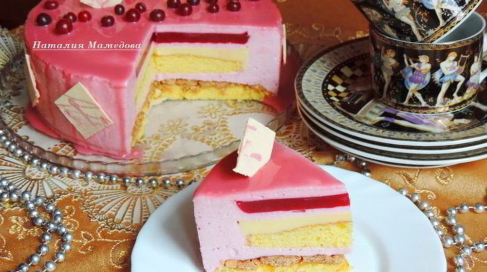 Как приготовить клюквенный торт-мусс с миндальным пралине праздничный