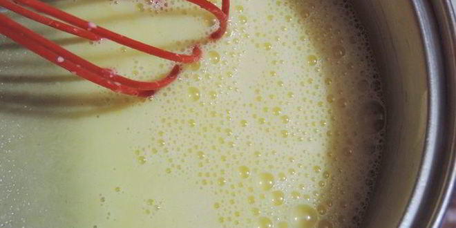 Рецепт клюквенного торта-мусса с миндальным пралине праздничный