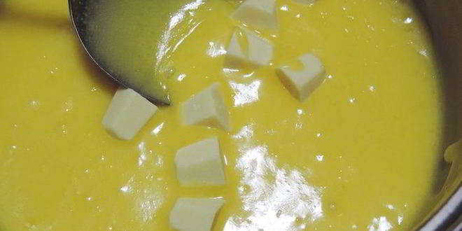 Рецепт клюквенного торта-мусса с миндальным пралине праздничный