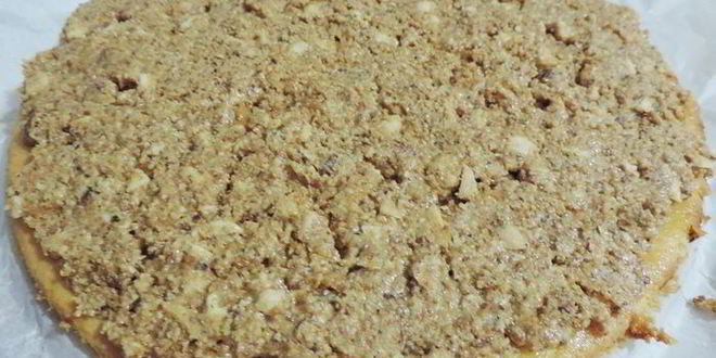 Рецепт клюквенного торта-мусса с миндальным пралине праздничный