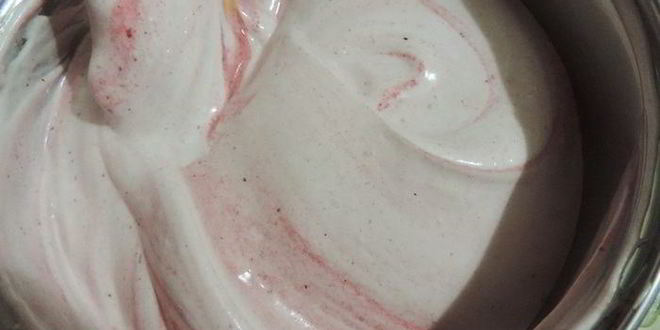 Рецепт клюквенного торта-мусса с миндальным пралине праздничный