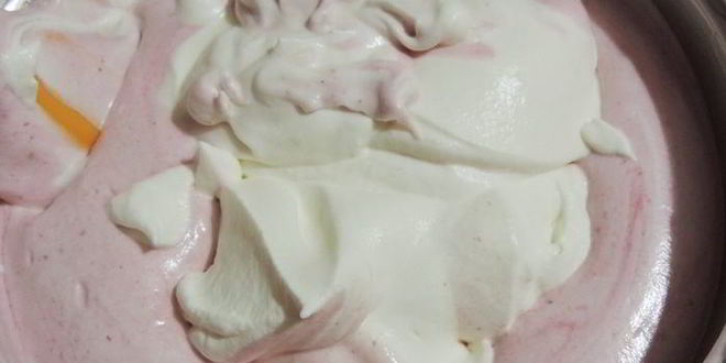 Рецепт клюквенного торта-мусса с миндальным пралине праздничный