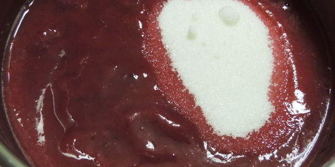 Рецепт клюквенного торта-мусса с миндальным пралине праздничный