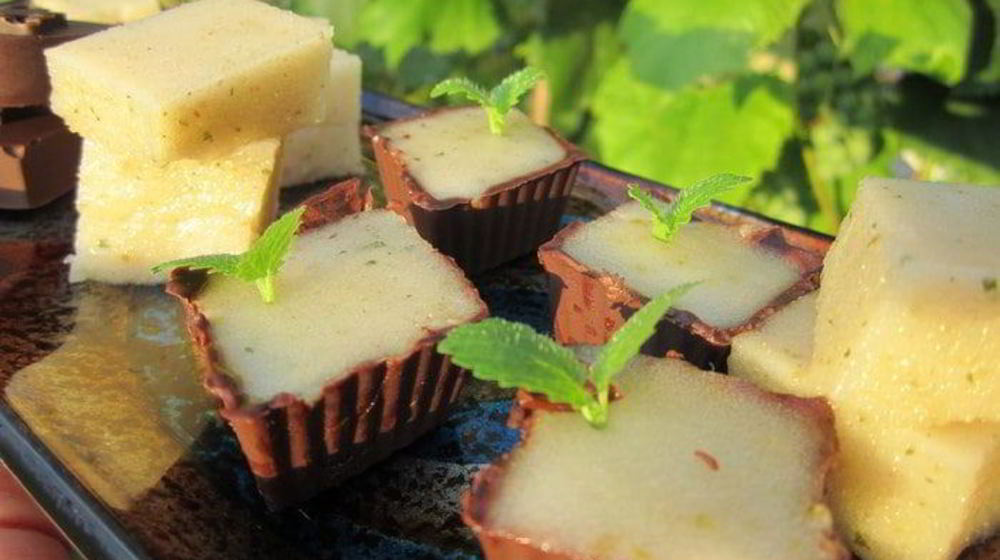 Как приготовить конфеты с грушово-мятным муссом