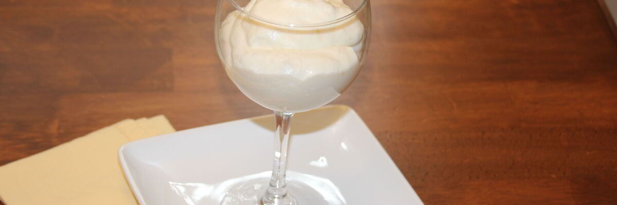 Рецепт Лимонного крема-мусса со сгущенным молоком