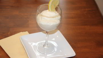 Рецепт Лимонного крема-мусса со сгущенным молоком