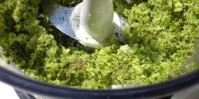 Рецепт рыбного террина с креветочным муссом на подушечке из брокколи