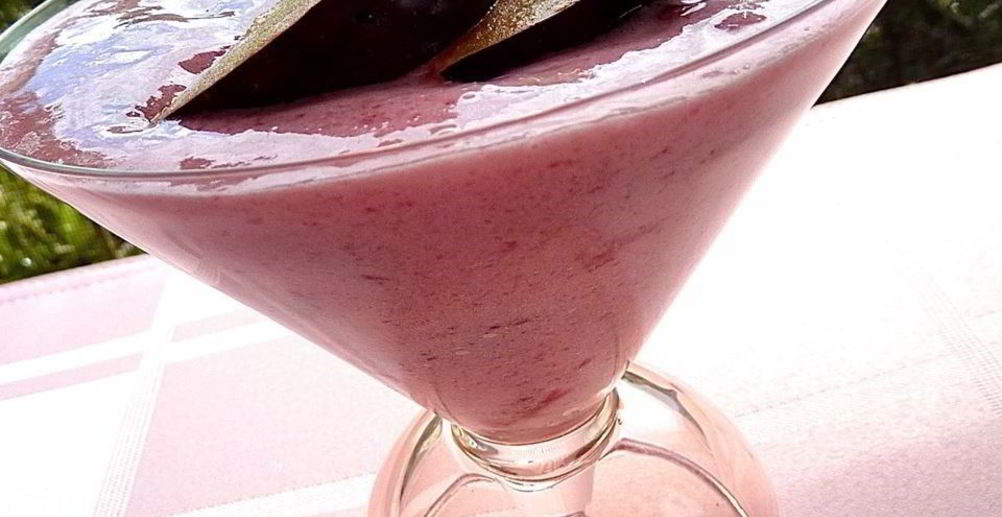 Рецепт йогуртово-клубничный мусс с киви