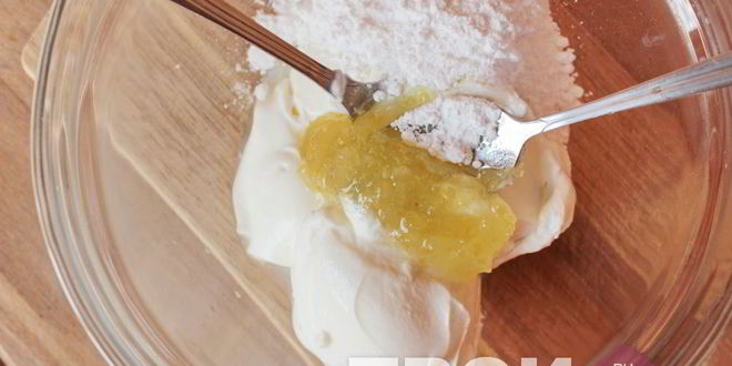 Рецепт творожного мусса с ягодами и злаками