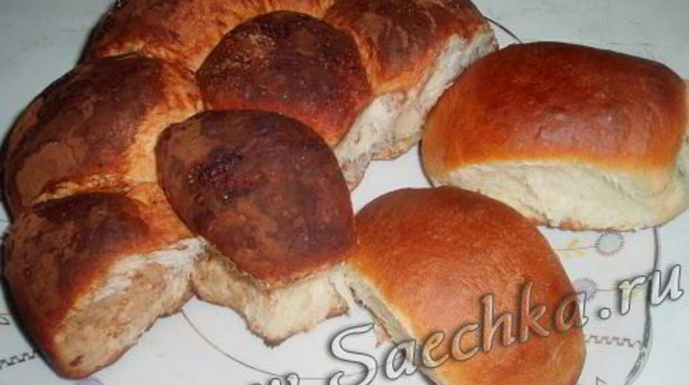 Как приготовить пасхальные булочки с повидлом