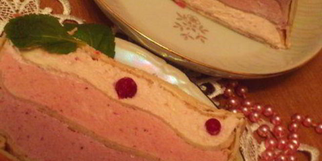 Рецепт блинного террина с ягодно-сливочным суфле