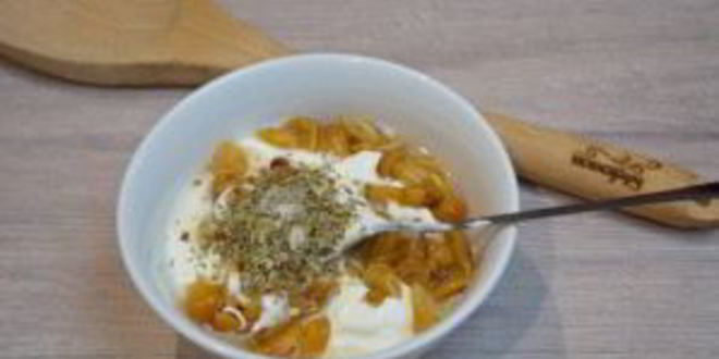 Рецепт кабачкового суфле с индейкой под грибным соусом