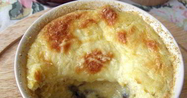 Рецепт Курицы в белом соусе под кукурузным суфле