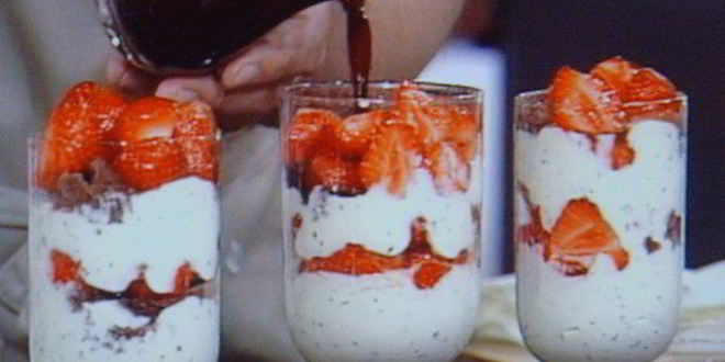 Рецепт базиликового тирамису с клубникой