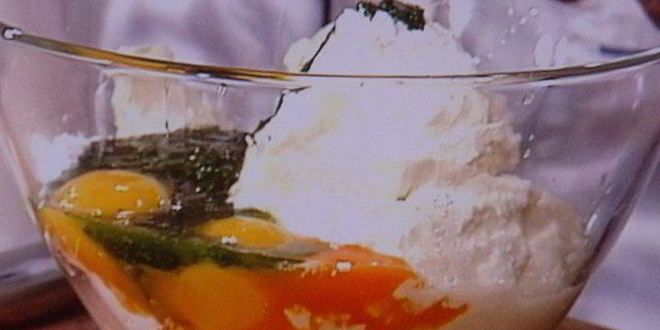 Рецепт базиликового тирамису с клубникой