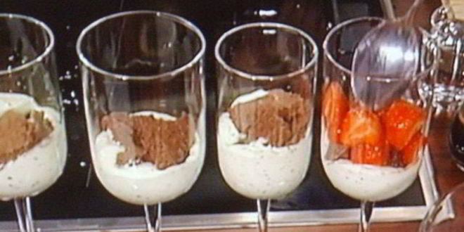 Рецепт базиликового тирамису с клубникой