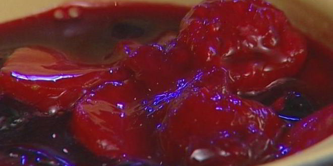 Рецепт ягодного желе с кокосовыми крекерами