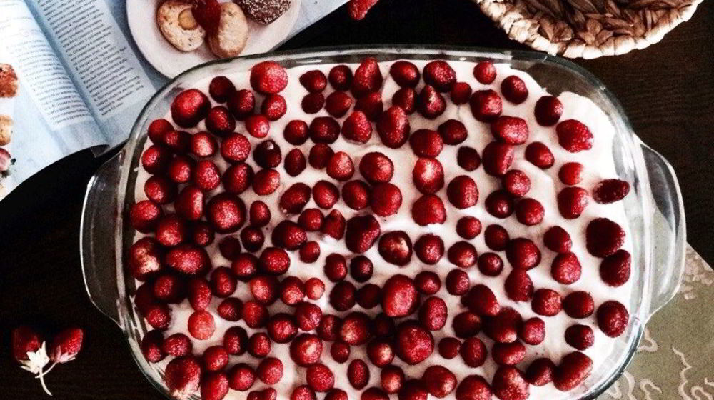 Как приготовить десерт летний с клубникой, апельсином и зефиром лайма