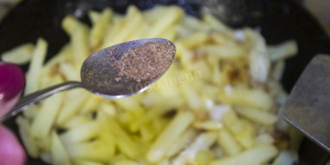 Рецепт азу из говядины с солеными огурцами