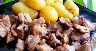 Рецепт Азу из индейки с запеченным картофелем