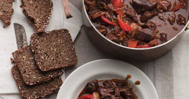 Рецепт Азу из индейки в сметанном соусе