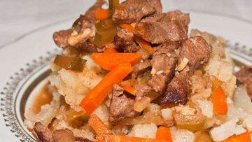 Рецепт Азу с солеными огурцами и с картошкой