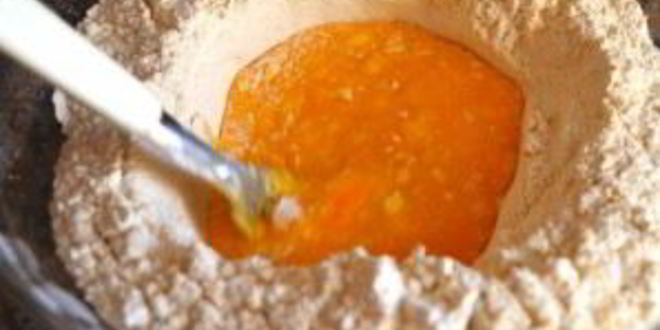 Рецепт домашней лапши со свининой