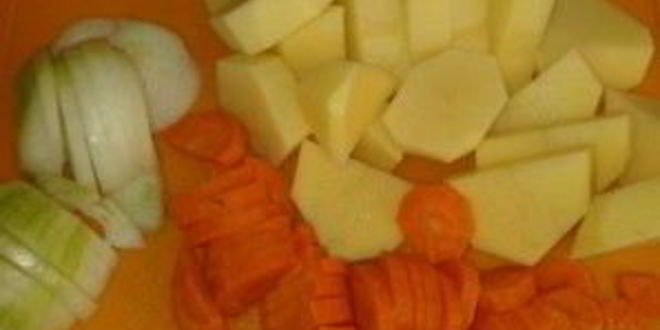 Рецепт домашней лапши со свининой