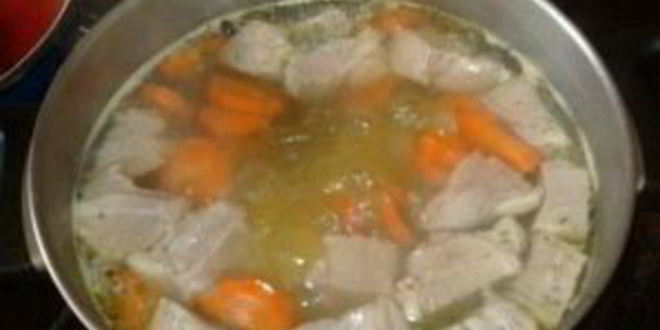 Рецепт домашней лапши со свининой